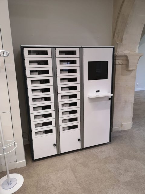 Bibliothek der Dinge mit flexiblen Schließfachsystemen